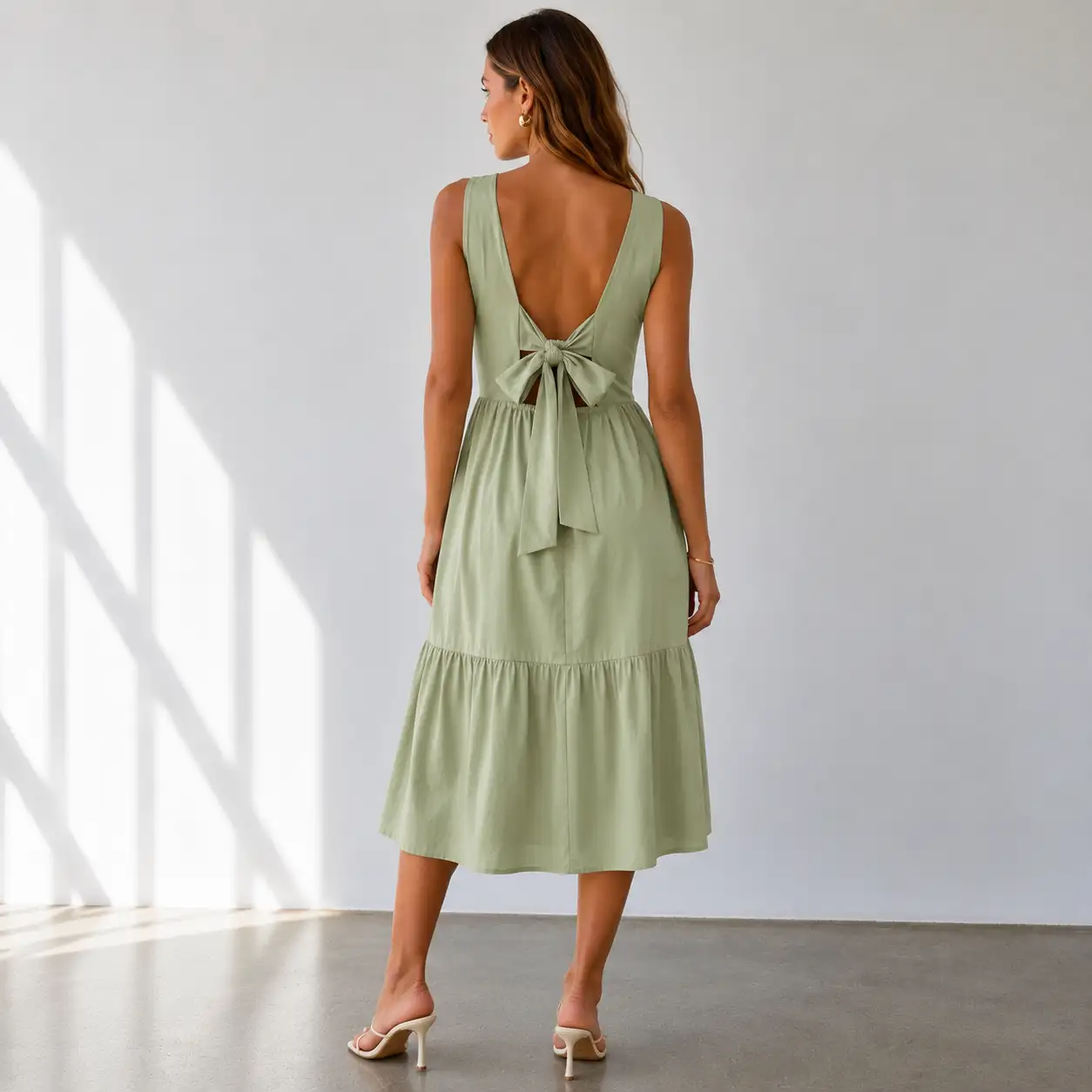 Robe midi vert sauge à dos noué R130